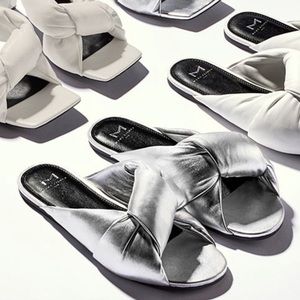 Silver metallic marc fisher sandals brand new